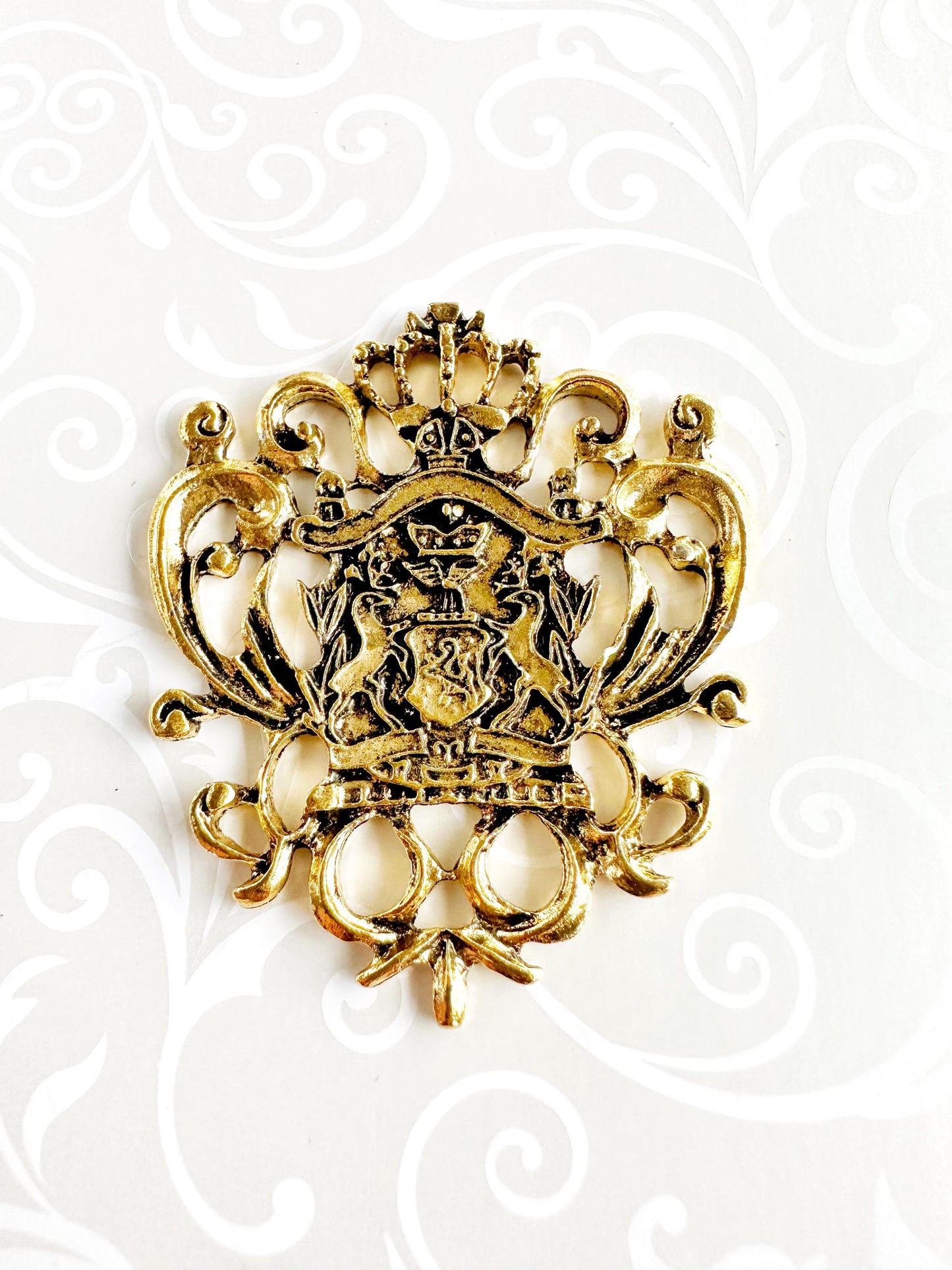Gold Heraldic Coat-of-Arms Cloak Clasp Pin