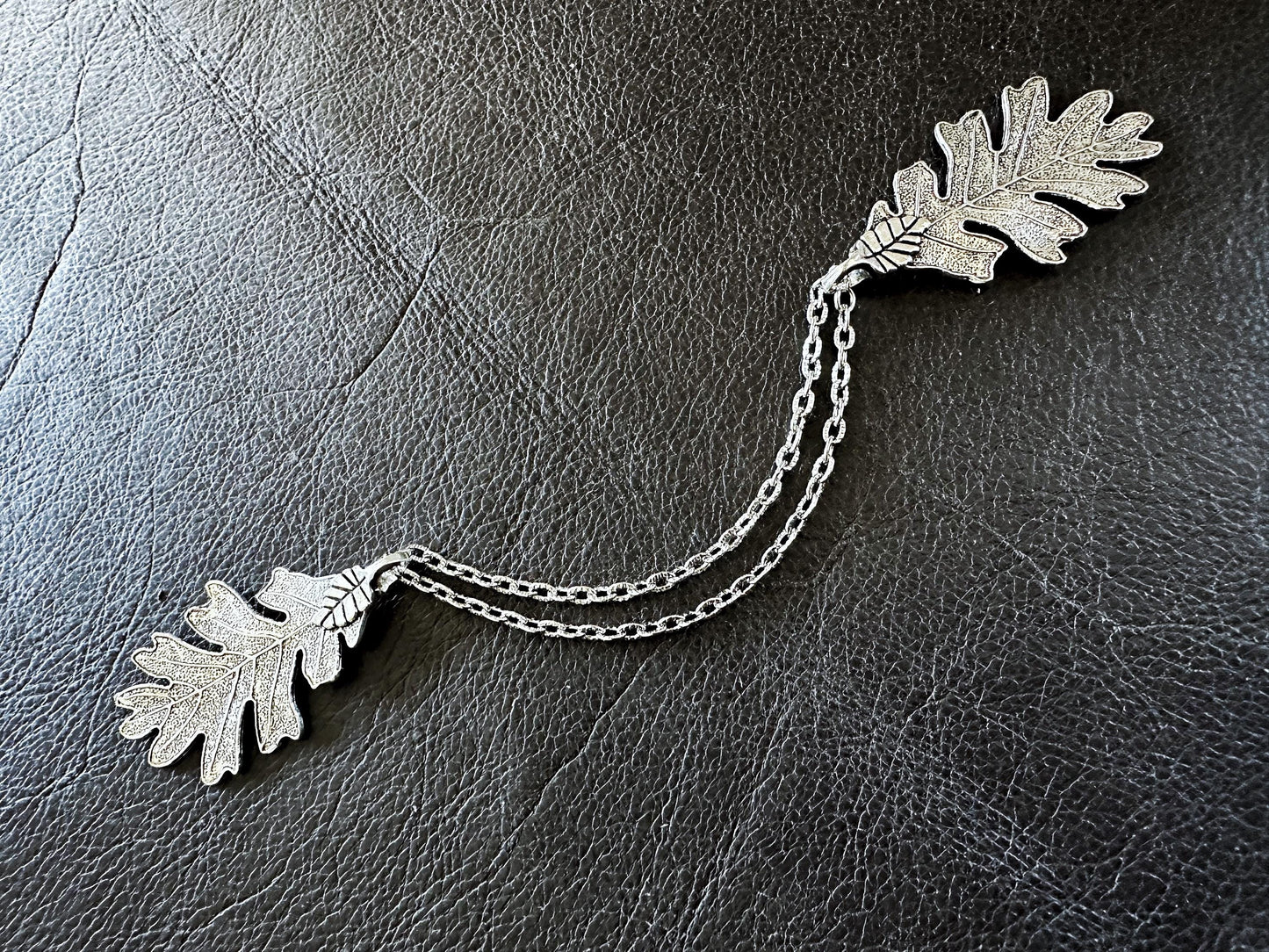 "Terebinth" Silver Leaf w/ Chains Cloak Clasp