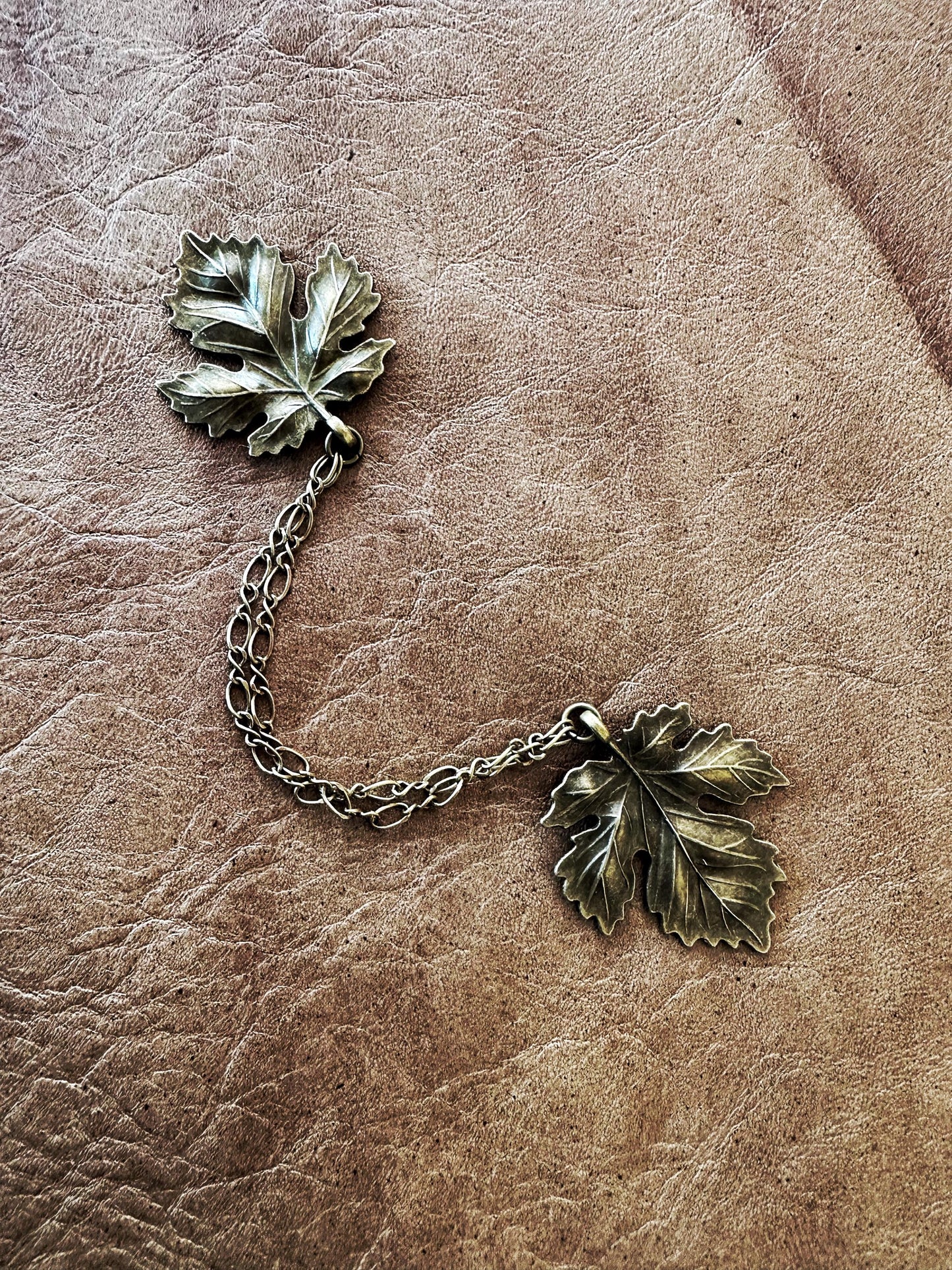 "Sylvan" Bronze Metal Maple Leaf Cloak Clasp w/Chains