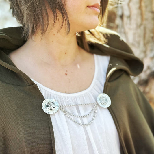 Silver Metal Medallions w/ Chains Cloak Clasp