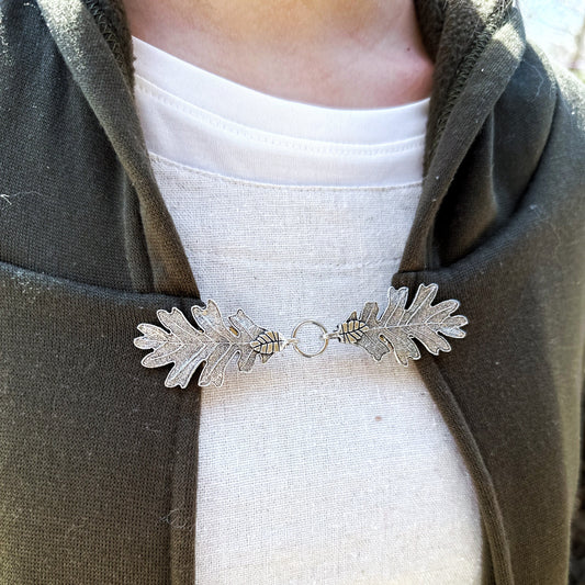 Silver Oak Leaf Cloak Clasp "Terebinth"