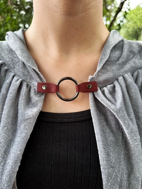Dress Cinch Clip | Black Ring & Red Leather Sweater Clip | Unique Clothing Clasps Shawl Clip | Steampunk Minimalist Versatile Capsule