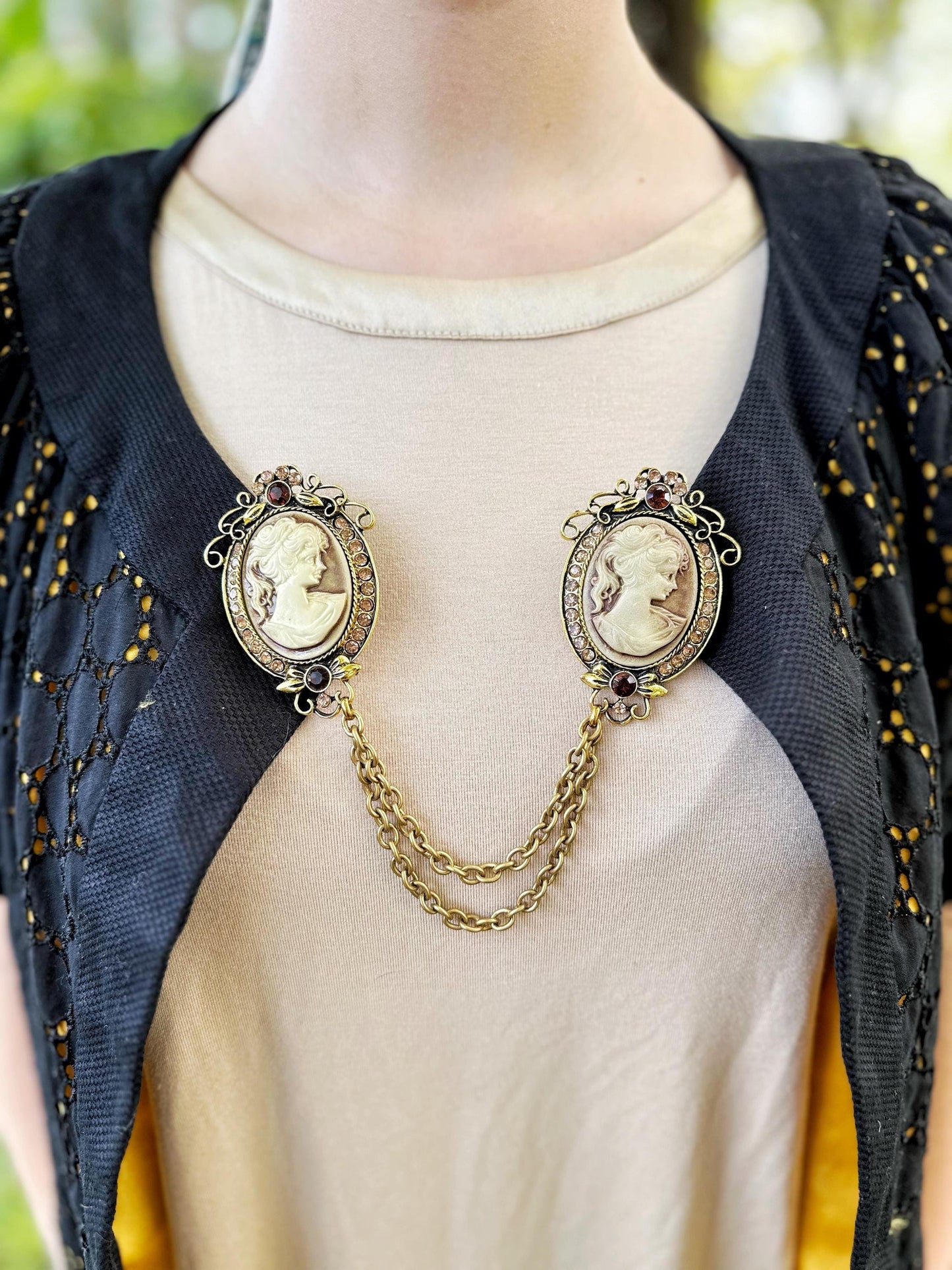 Gold-toned Cameo Cloak Clasp, Costume Cameo Brooch w/ Chains | Victorian Fairytale Closure, Gothic Edwardian  | Adult Costume Accessories