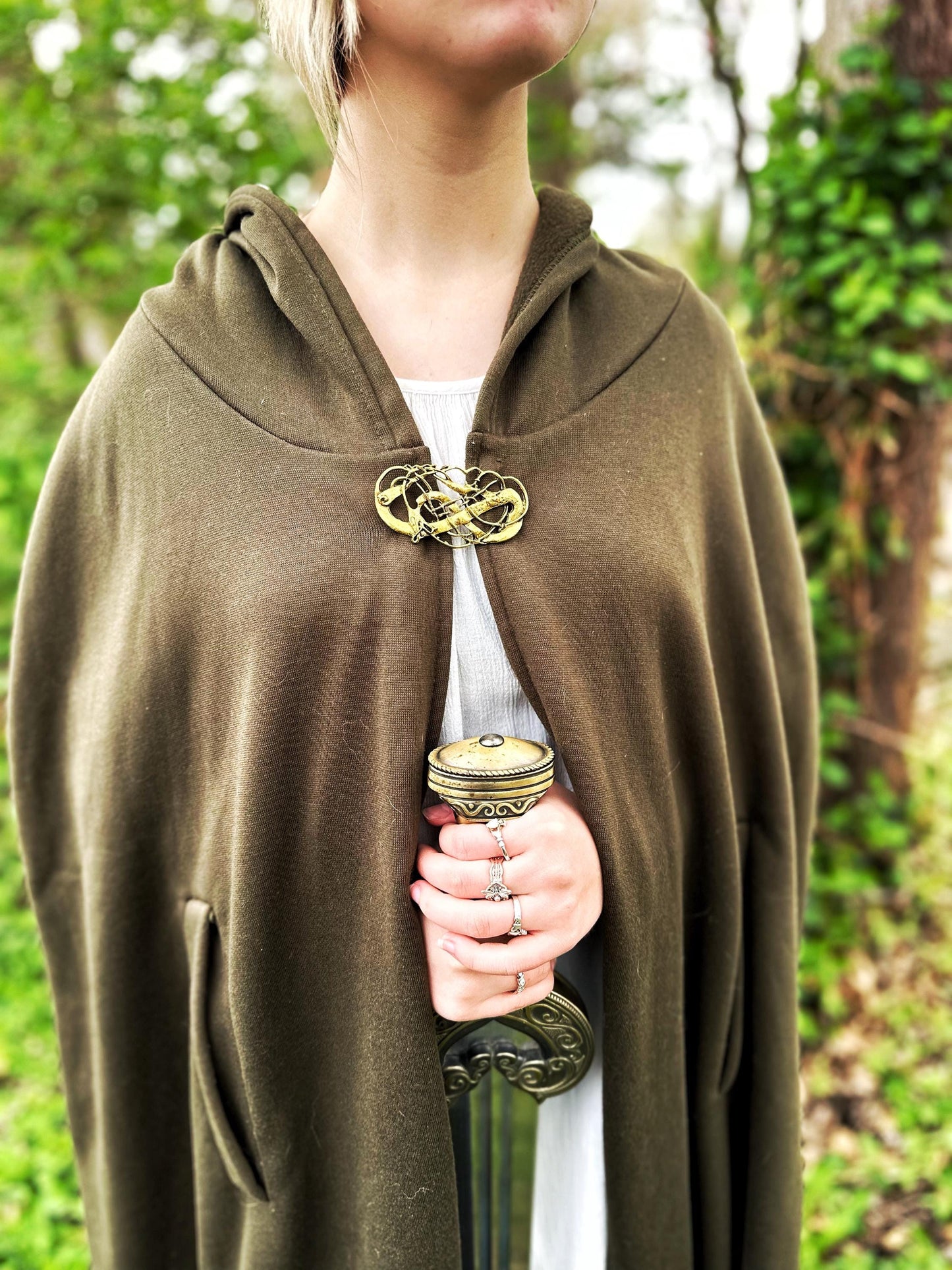 NEW Gold-toned Twisted Knot Metal Cloak Clasp & Large Brooch