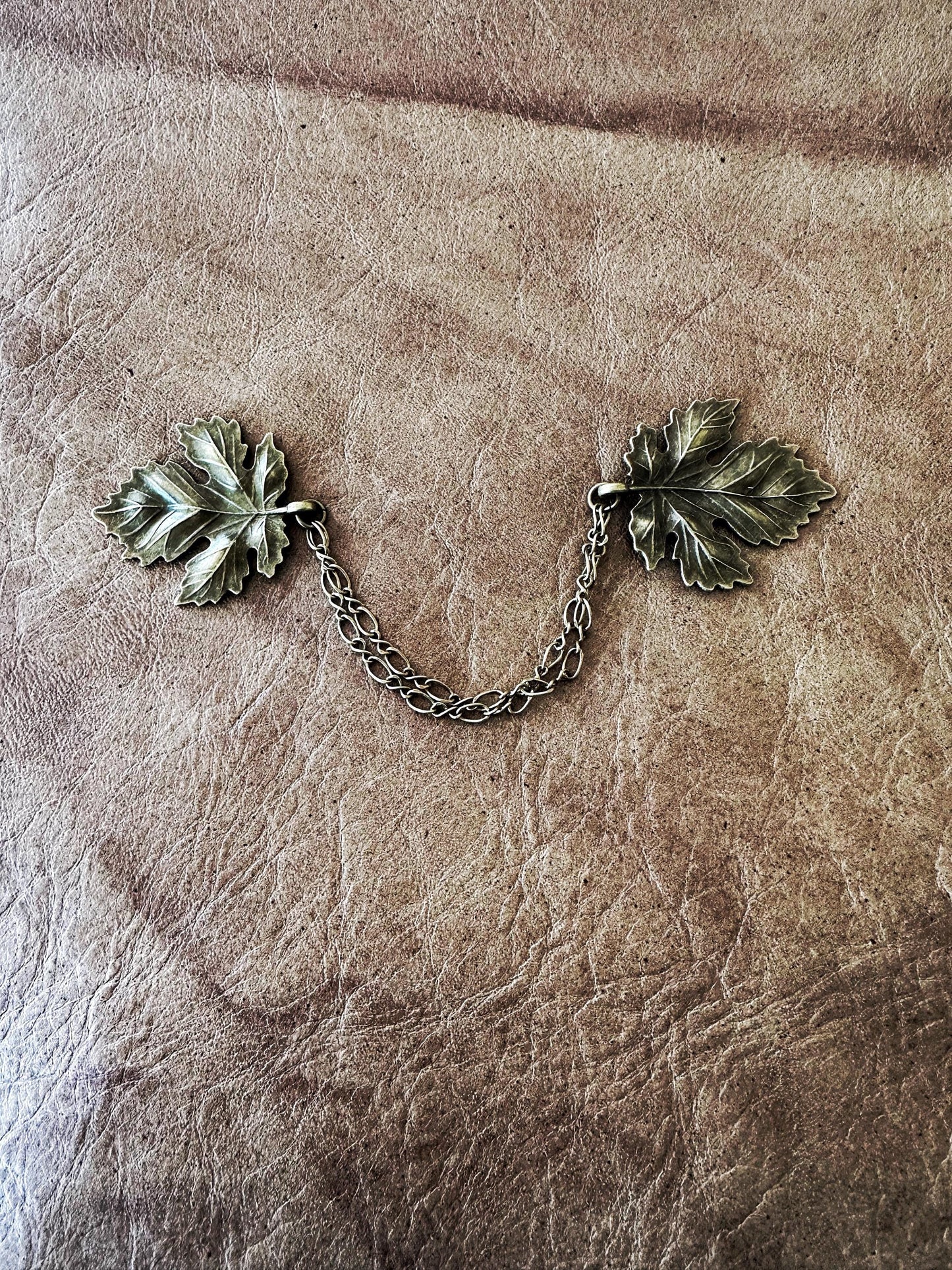 "Sylvan" Bronze Metal Maple Leaf Cloak Clasp w/Chains